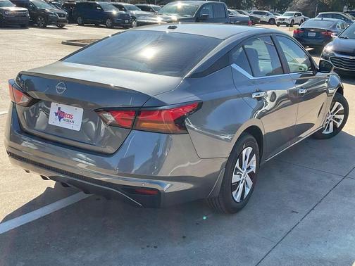2025 Nissan Altima S FWD