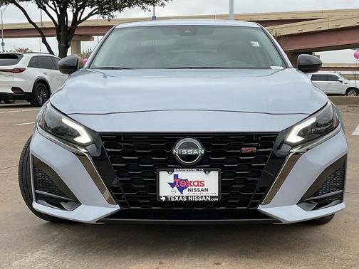 2023 Nissan Altima SR FWD