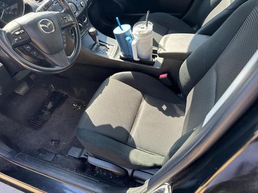 2013 Mazda Mazda3 i Sport