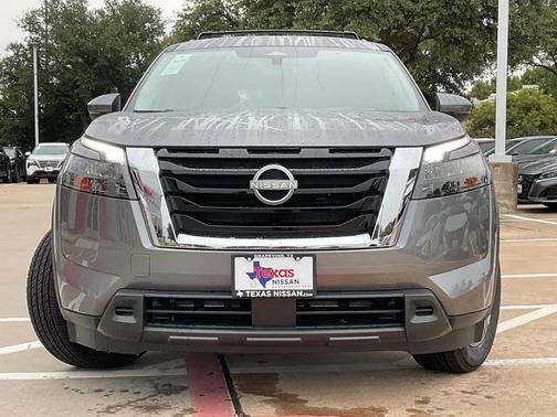 2025 Nissan Pathfinder SV 4WD