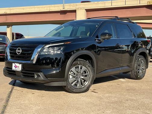 2025 Nissan Pathfinder SV FWD