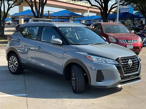 2024 Nissan Kicks SV