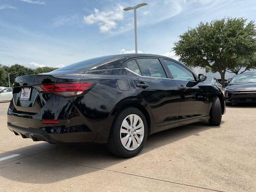 Super Black 2025 Nissan Sentra S