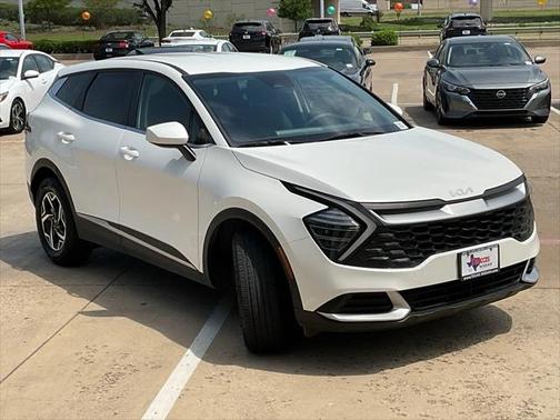 2024 Kia Sportage LX