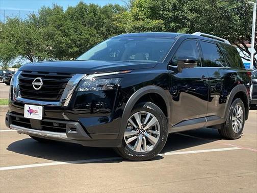 2025 Nissan Pathfinder SL FWD