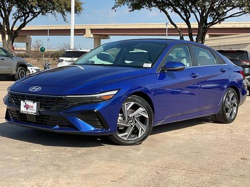 2025 Hyundai ELANTRA Limited