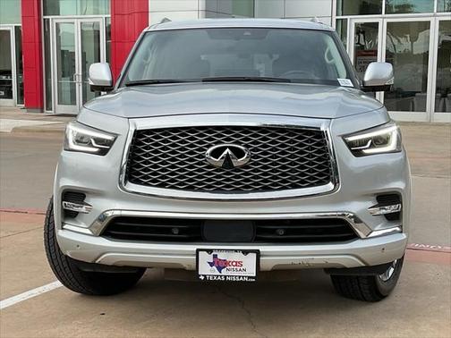 2022 INFINITI QX80 Luxe
