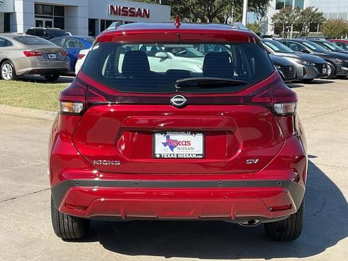 2024 Nissan Kicks SV