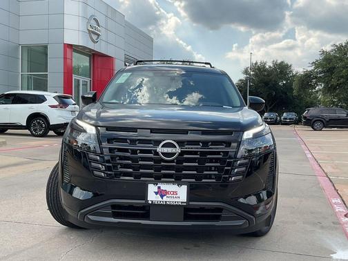 Super Black 2026 Nissan Pathfinder SV