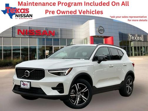 2024 Volvo XC40 B5 Core