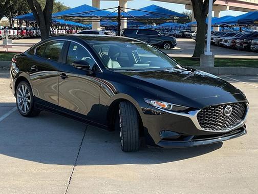 2025 Mazda Mazda3 FWD w/Preferred Package