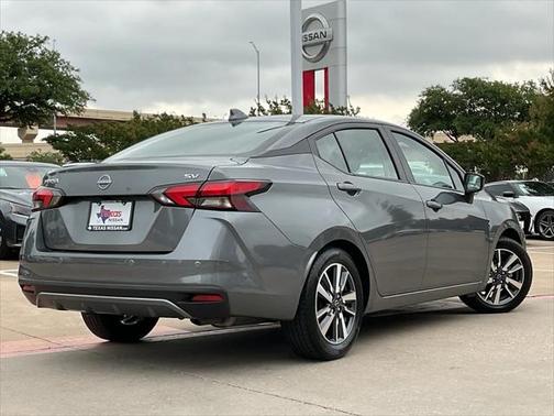 2023 Nissan Versa 1.6 SV