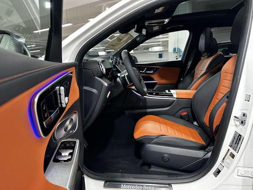 Polar White 2026 Mercedes-Benz GLC 300 4MATIC