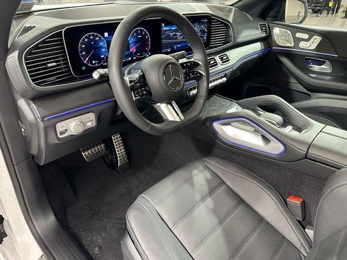 Moonlgt Wht Mag 2026 Mercedes-Benz GLS 450 4MATIC