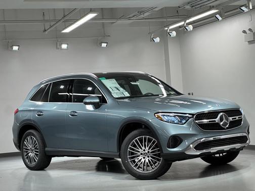 2026 Mercedes-Benz GLC 300 4MATIC