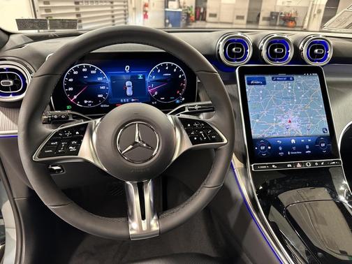 2026 Mercedes-Benz GLC 300 4MATIC