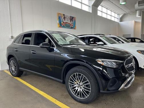 2025 Mercedes-Benz GLC 300 4MATIC