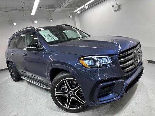 2025 Mercedes-Benz GLS 450 4MATIC