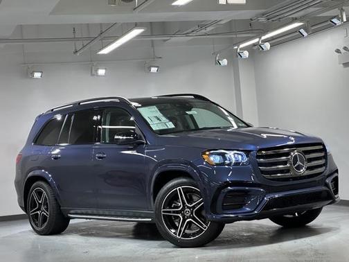 2025 Mercedes-Benz GLS 450 4MATIC