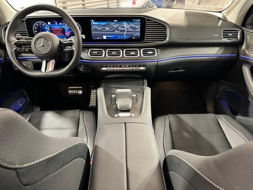 2026 Mercedes-Benz GLS 450 4MATIC