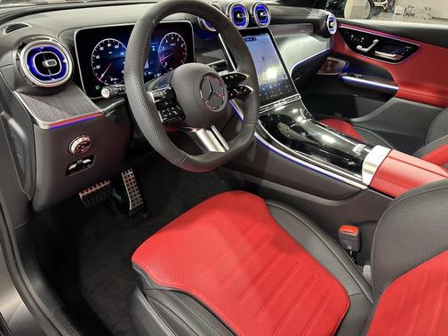 2026 Mercedes-Benz GLC 300 4MATIC