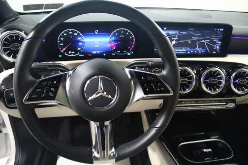 2025 Mercedes-Benz CLA 250 4MATIC