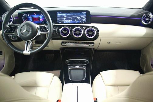 2025 Mercedes-Benz CLA 250 4MATIC