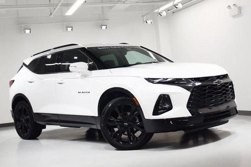 Photo 2 of 27 of 2019 Chevrolet Blazer RS