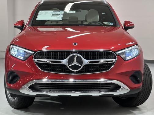 2026 Mercedes-Benz GLC 300 4MATIC
