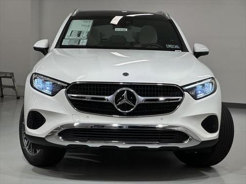 2025 Mercedes-Benz GLC 300 4MATIC