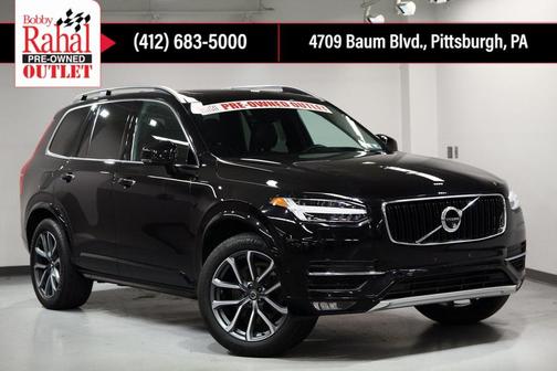 2017 Volvo XC90 T6 Momentum