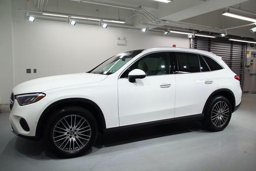 2026 Mercedes-Benz GLC 300 4MATIC