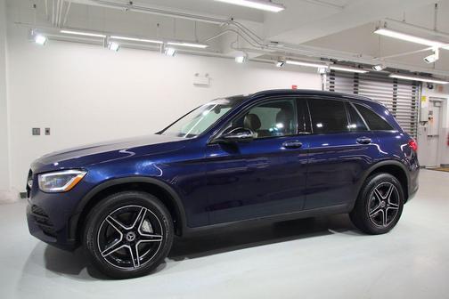 Lunar Blue Metallic 2022 Mercedes-Benz GLC 300 4MATIC