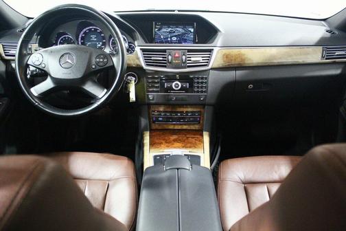 2011 Mercedes-Benz E-Class 4MATIC