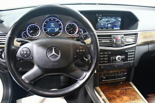 2011 Mercedes-Benz E-Class 4MATIC