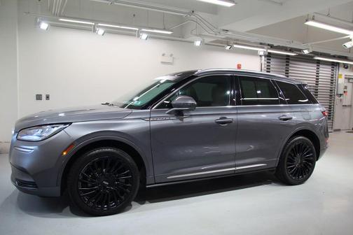 Asher Gray Metallic Clearcoat 2022 Lincoln Corsair Reserve