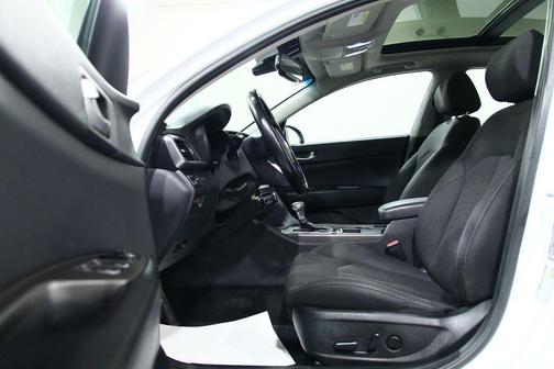 Snow White Pearl 2019 Kia Optima LX