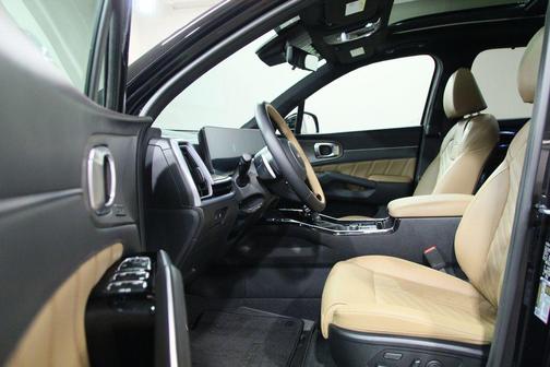 Ebony Black 2025 Kia Sorento SX