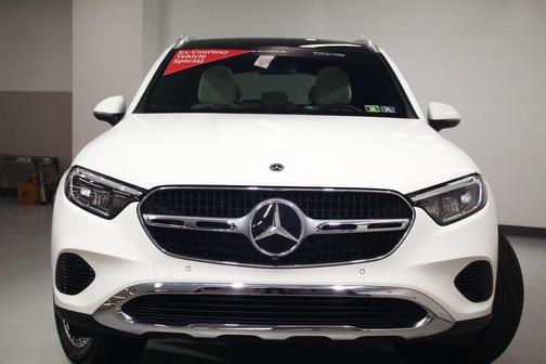 2025 Mercedes-Benz GLC 300 4MATIC