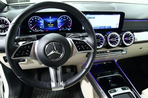 2025 Mercedes-Benz GLB 250 4MATIC