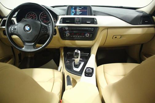 2013 BMW 320 i