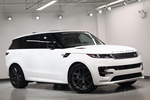 2025 Land Rover Range Rover Sport SE