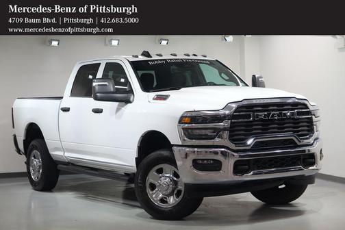 Bright White Clearcoat 2025 RAM 2500 Tradesman Crew Cab 4x4 6'4' Box