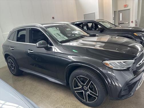 2025 Mercedes-Benz GLC 300 4MATIC