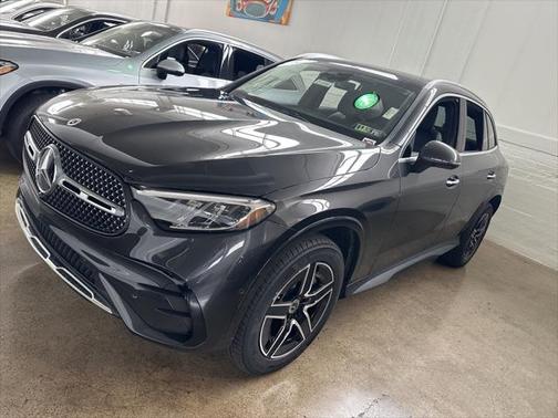 2025 Mercedes-Benz GLC 300 4MATIC