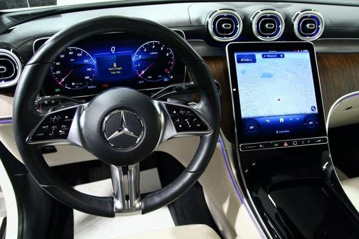 2025 Mercedes-Benz GLC 300 4MATIC