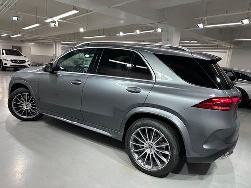 Selenite Grey M 2026 Mercedes-Benz GLE 450 4MATIC