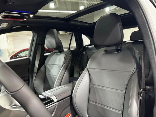 Alpine Grey 2026 Mercedes-Benz GLC 300 4MATIC