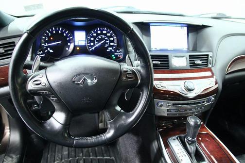 2016 INFINITI Q70 3.7X