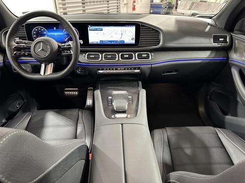 2026 Mercedes-Benz GLS 450 4MATIC